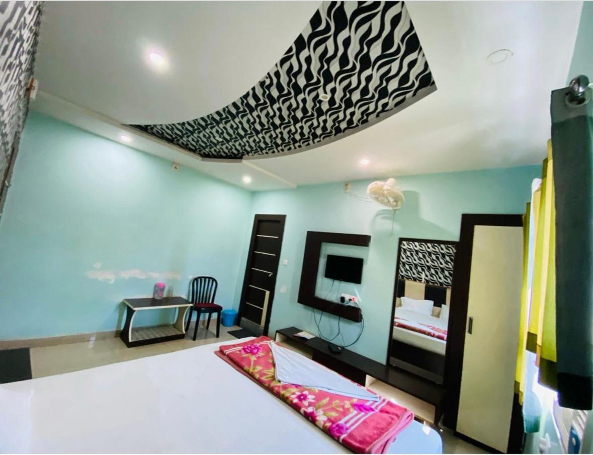 Basant Vihar International Hotel คยา ภายนอก รูปภาพ