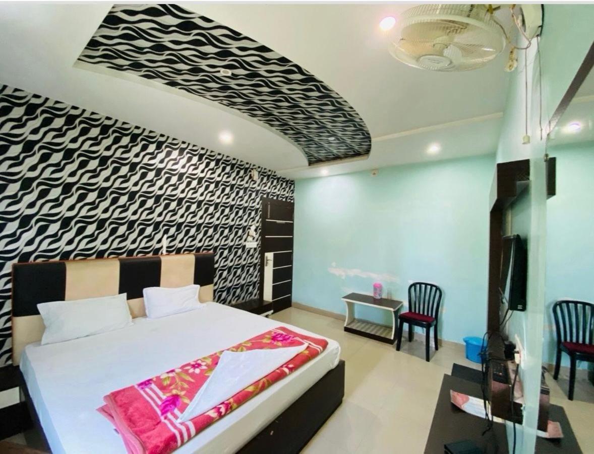Basant Vihar International Hotel คยา ภายนอก รูปภาพ